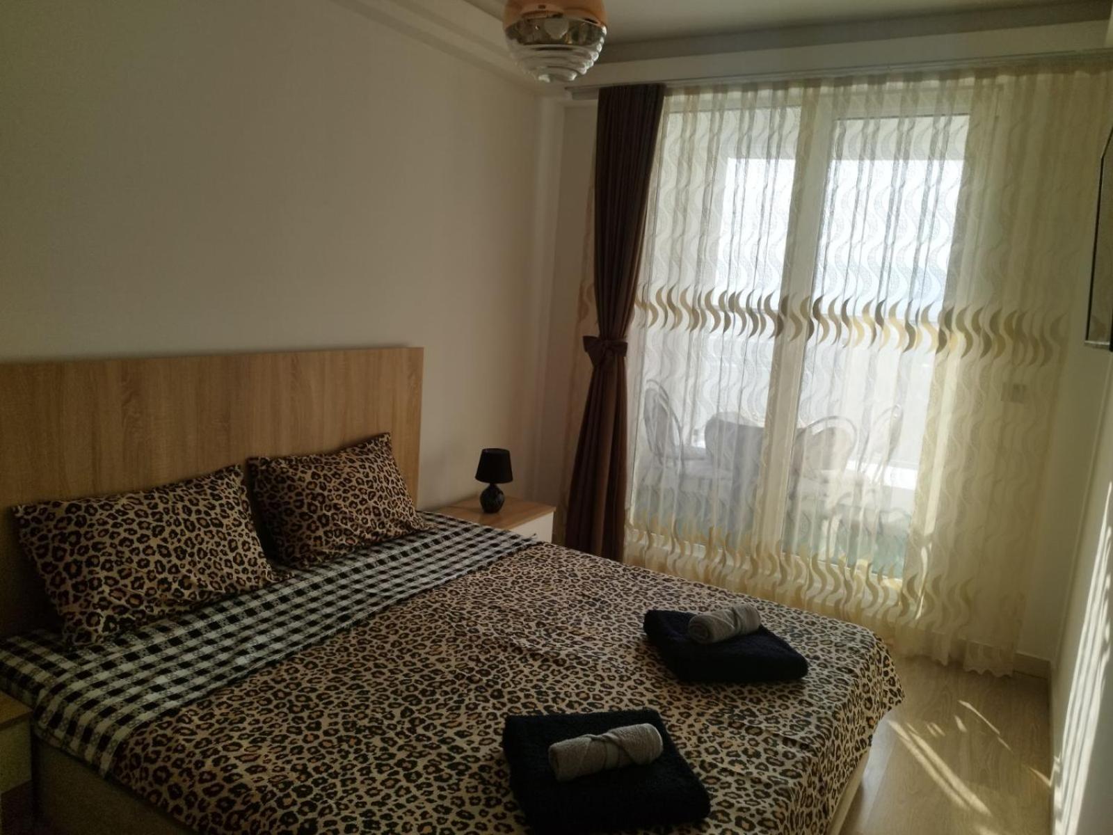 Skopje Sky City 19Th Floor Twin & 12Th Floor & 25Th & 33 Floor Apartments & With Pool & Spa & Gym & Parking Included In Price Екстер'єр фото